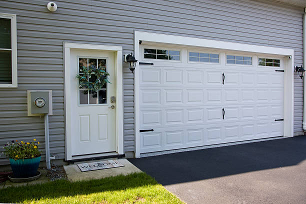 24/7 Emergency Garage Door Roller Replacement experts in Rockwell, NC